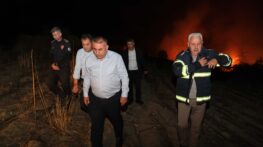 GÜNGÖR GEÇER: “İTFAİYE VE ASKİ EKİPLERİMİZ BÜTÜN GÜCÜYLE SAHADA.”