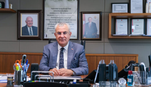 BAŞKAN KIVANÇ: “ADANA’NIN 8 AYLIK İHRACATI 2,24 MİLYAR DOLARA ULAŞTI”