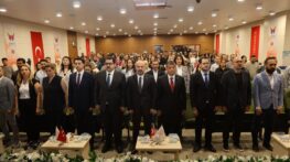 HALİL NACAR, OTİZM ZİRVESİNDE KONUŞTU 