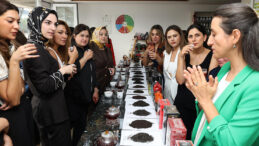 KADIN SANAYİCİLER, BAŞARI YOLCULUĞUNU DİNLEDİ